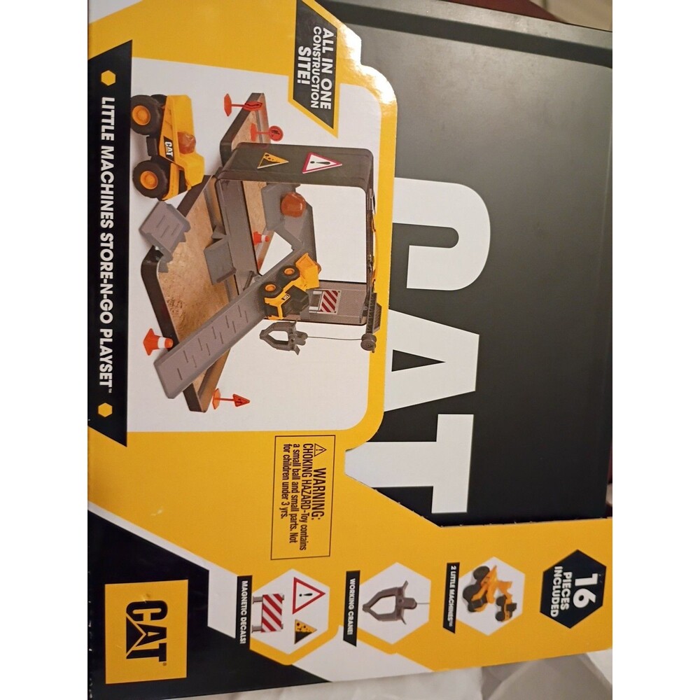 CAT ( Caterpillar ) Kids Little Machines Store N Go Playset Construction Site